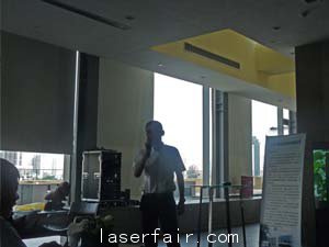 未來(lái)·已來(lái) 光峰光電全球首推高清激光背投機(jī)芯